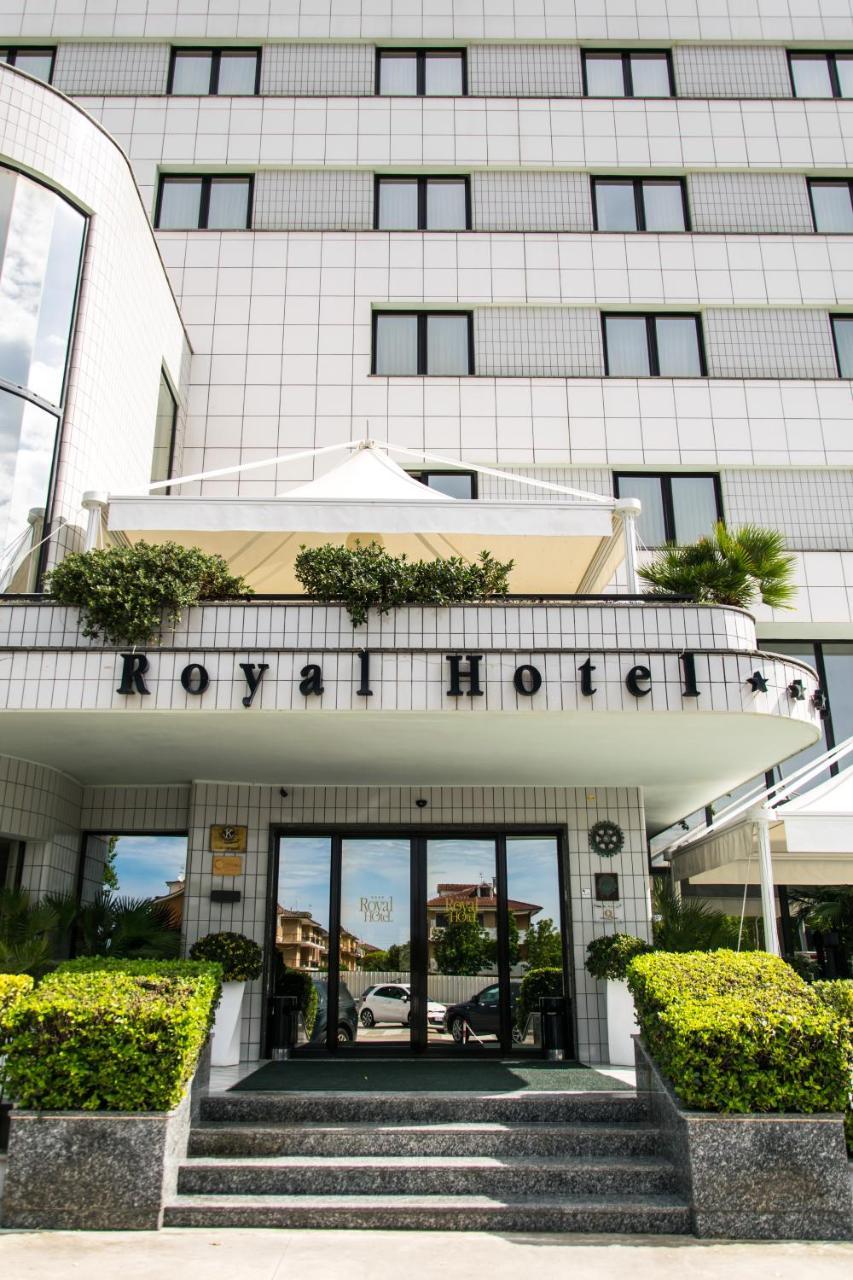 Hotel Royal Fermo Exterior photo